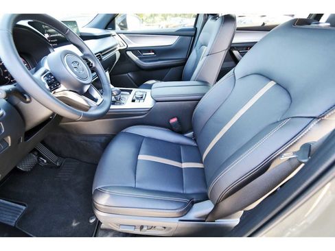 Certified 2025 MAZDA CX-70 Plug-In Hybrid w/ Premium Plus image 11