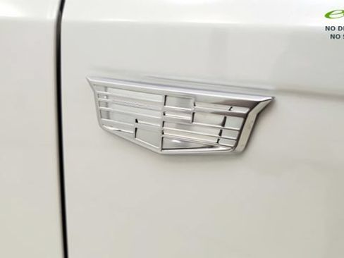 Used 2024 Cadillac Lyriq Tech RWD image 31
