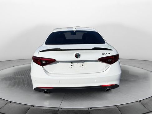 Used 2021 Alfa Romeo Giulia Sprint w/ Nero Edizione RWD image 6
