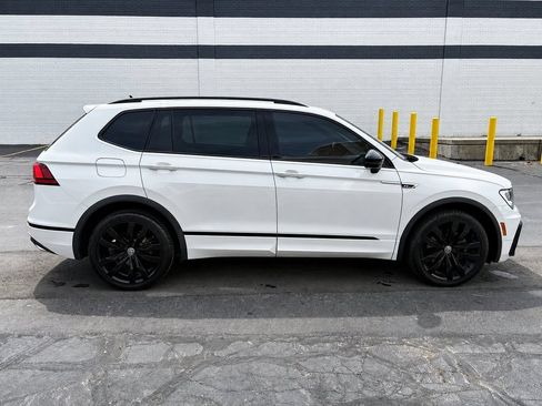 Used 2020 Volkswagen Tiguan SE R-Line FWD image 7