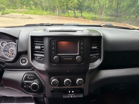 Used 2022 RAM 1500 Big Horn AWD/4WD image 12