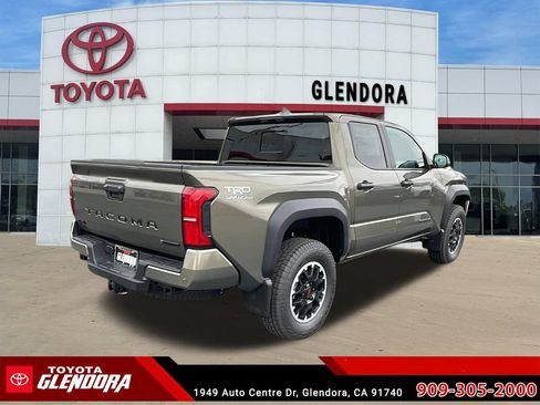 New 2026 Toyota Tacoma TRD Off-Road AWD/4WD image 3
