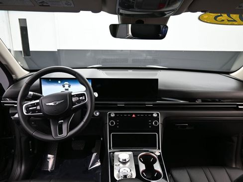 Used 2025 Genesis GV80 2.5T Standard image 9