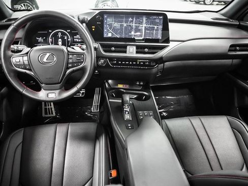 Used 2025 Lexus UX 300h AWD image 21