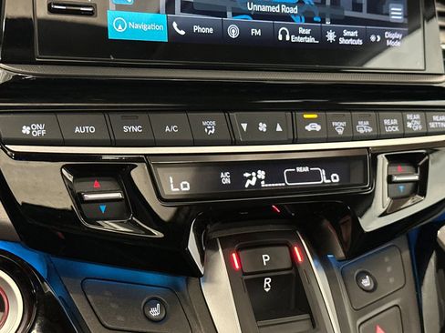 Used 2025 Honda Odyssey Touring image 22