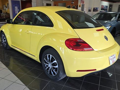 Used 2012 Volkswagen Beetle 2.5 FWD image 8