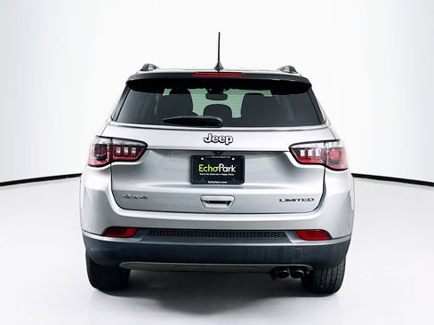 Used 2022 Jeep Compass Limited image 7