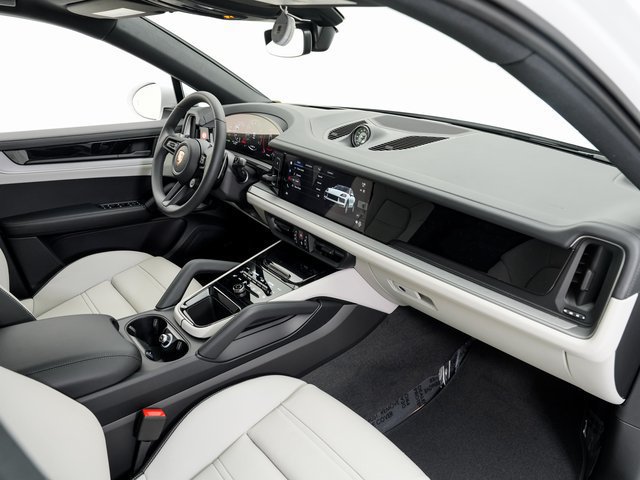 Certified 2026 Porsche Cayenne Coupe AWD/4WD image 22