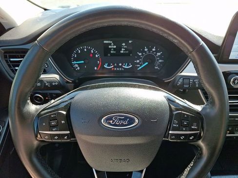 Used 2022 Ford Escape SEL AWD/4WD image 18