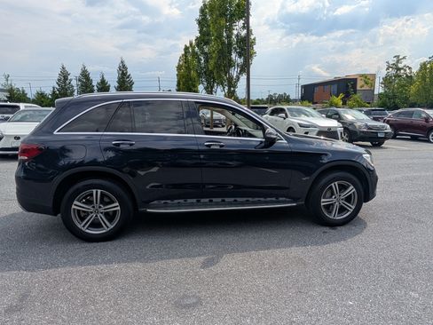 Used 2021 Mercedes-Benz GLC 300 4MATIC image 2