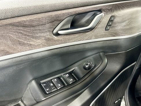 Used 2022 Jeep Grand Cherokee L Limited w/ Trailer Tow Group (B) image 21