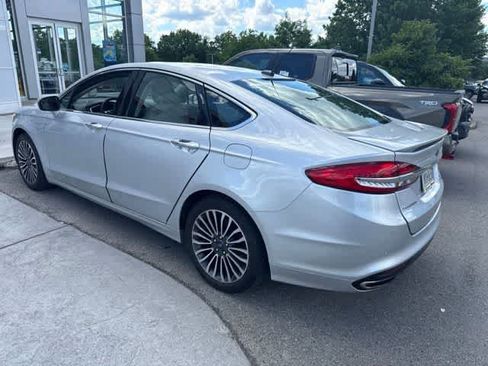 Used 2018 Ford Fusion Titanium AWD/4WD image 5