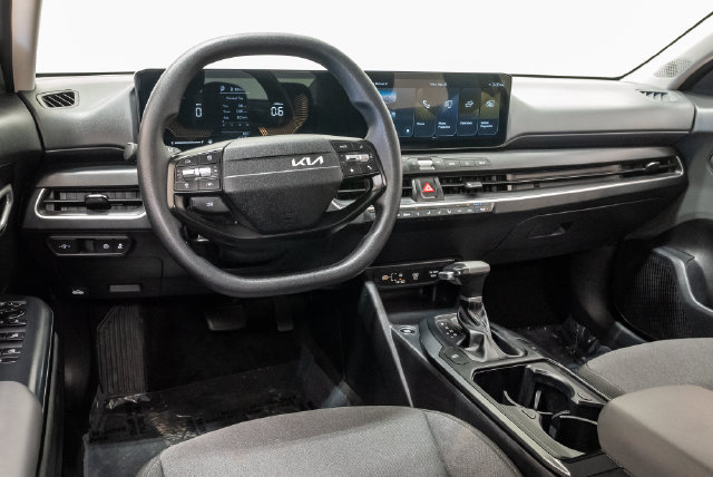 Used 2025 Kia K4 FWD image 7
