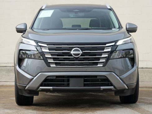 Used 2024 Nissan Rogue SL w/ SL Premium Package AWD/4WD image 6