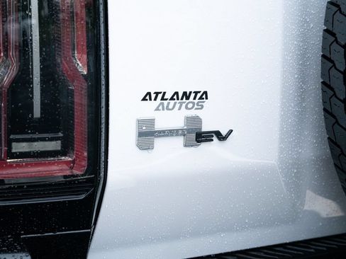 Used 2025 GMC Hummer EV 2X AWD/4WD image 12
