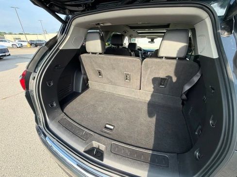 Used 2021 Buick Enclave Avenir w/ Avenir Technology Package AWD/4WD image 23