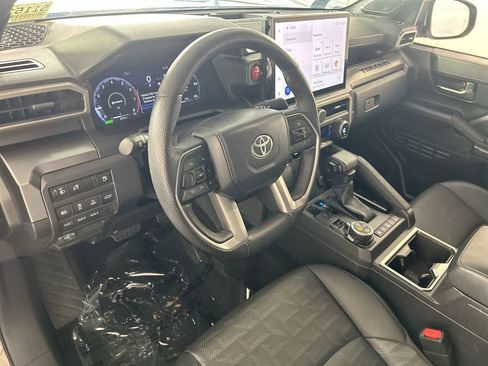 Used 2026 Toyota Tacoma TRD Off-Road w/ TRD Off Road Premium Package AWD/4WD image 13