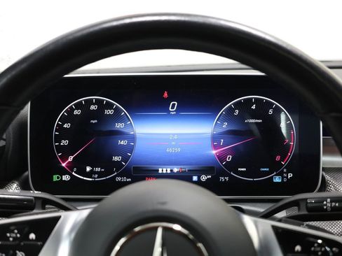 Used 2023 Mercedes-Benz C 300 4MATIC Sedan image 18