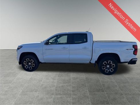 Used 2023 Chevrolet Colorado LT w/ LT Convenience Package III AWD/4WD image 3