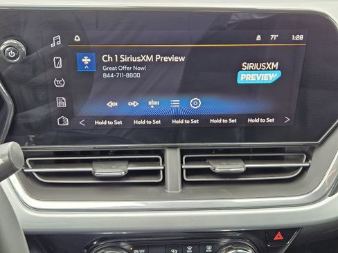 Certified 2024 Chevrolet Trax LT w/ Driver Confidence Package image 21