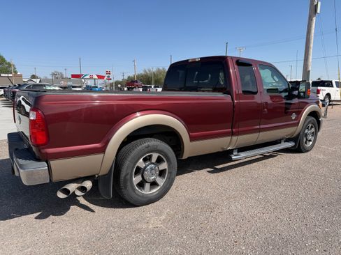 Used 2011 Ford F250 Lariat w/ Lariat Interior Pkg RWD image 6
