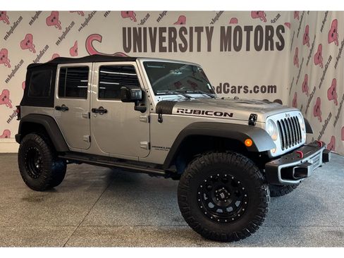 Used 2017 Jeep Wrangler Unlimited Rubicon AWD/4WD image 2
