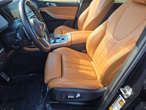 Used 2022 BMW X7 xDrive40i w/ M Sport Package image 41