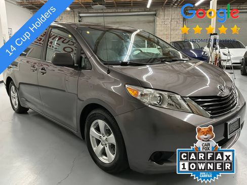 Used 2014 Toyota Sienna LE FWD image 3