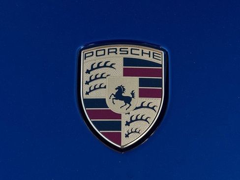 Certified 2026 Porsche Macan image 27