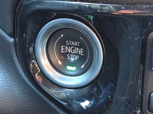 Used 2024 GMC Sierra 1500 SLT w/ SLT Premium Plus Package image 25