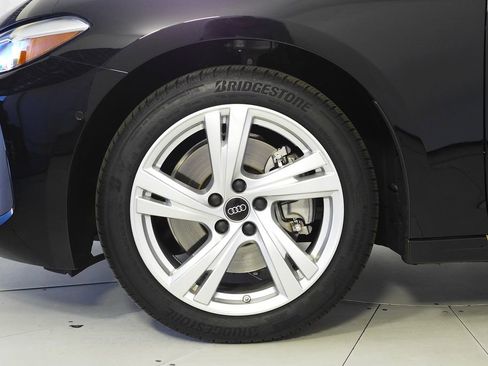 Used 2025 Audi A5 2.0T Premium w/ Convenience Package image 5