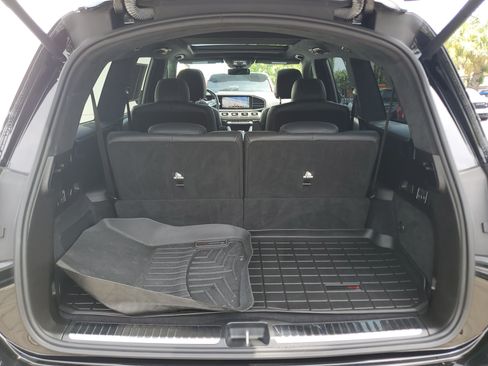 Used 2023 Mercedes-Benz GLS 63 AMG 4MATIC image 9