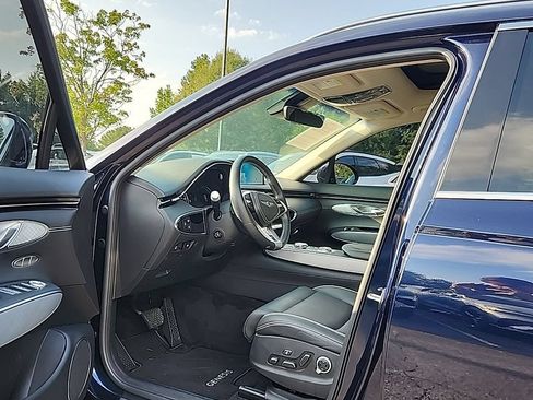 Used 2025 Genesis Electrified GV70 AWD/4WD image 5