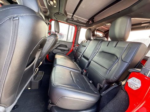 Used 2021 Jeep Wrangler Unlimited Sahara w/ Cold Weather Group image 26