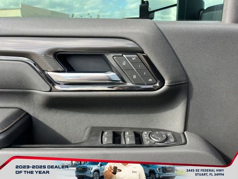 New 2026 GMC Sierra 2500 AT4 w/ AT4 Preferred Package image 22