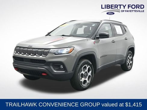 Used 2022 Jeep Compass Trailhawk w/ Trailhawk Convenience Group image 1