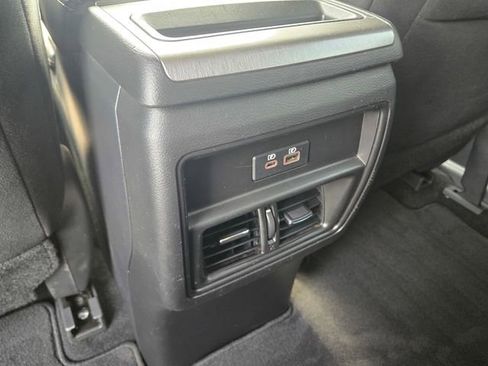 Used 2019 Nissan Murano SV w/ Premium Package image 12