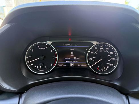 Certified 2022 Nissan Sentra SV w/ SV Premium Package FWD image 17