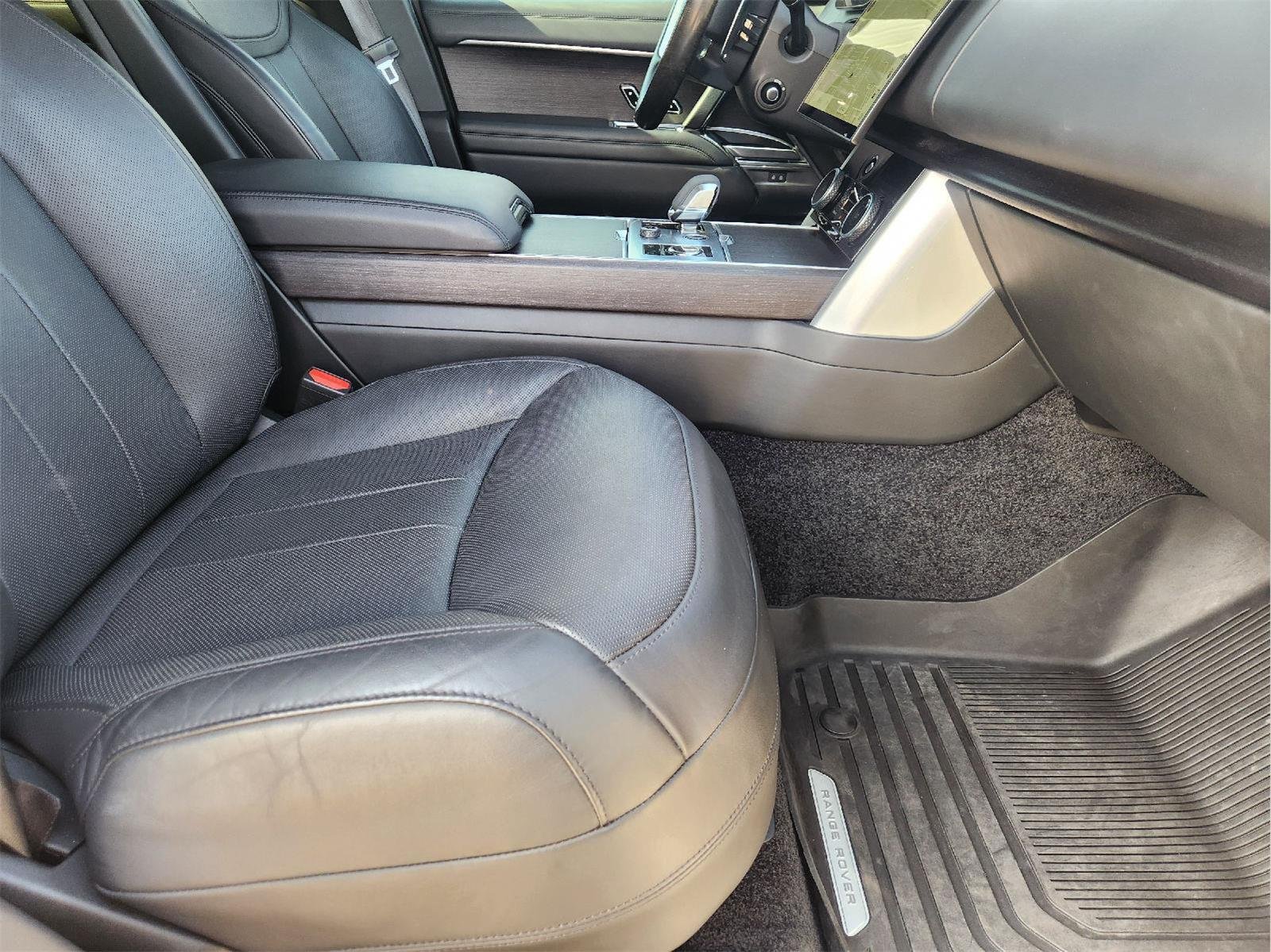 Used 2023 Land Rover Range Rover SE AWD/4WD image 14