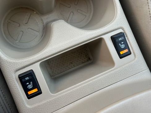 Used 2015 Nissan Rogue SL w/ SL Premium Package image 28