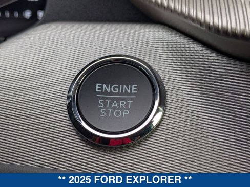 New 2025 Ford Explorer Active w/ Active Comfort Package image 36