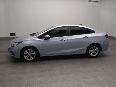 Used 2018 Chevrolet Cruze LS FWD image 2