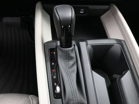 Certified 2025 Honda Accord SE image 13