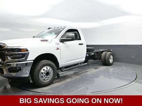 New 2026 RAM 3500 Tradesman w/ Chrome Appearance Group AWD/4WD image 3