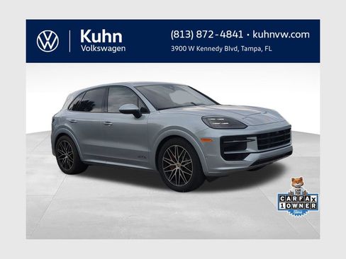 Used 2025 Porsche Cayenne GTS AWD/4WD image 1