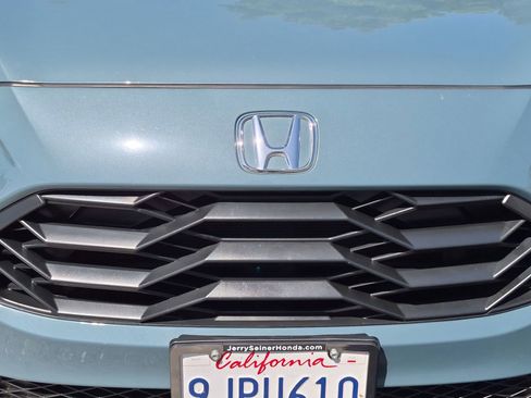 Used 2024 Honda HR-V Sport image 9