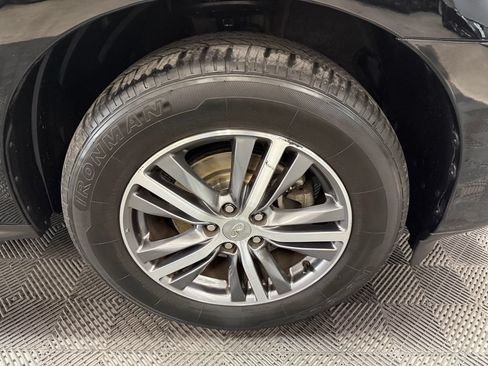 Used 2020 INFINITI QX60 Luxe w/ Essential Package FWD image 18