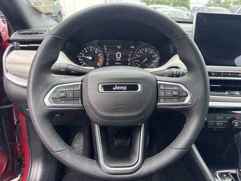 Used 2025 Jeep Compass Limited AWD/4WD image 19