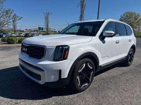 Used 2025 Kia Telluride S AWD/4WD image 18