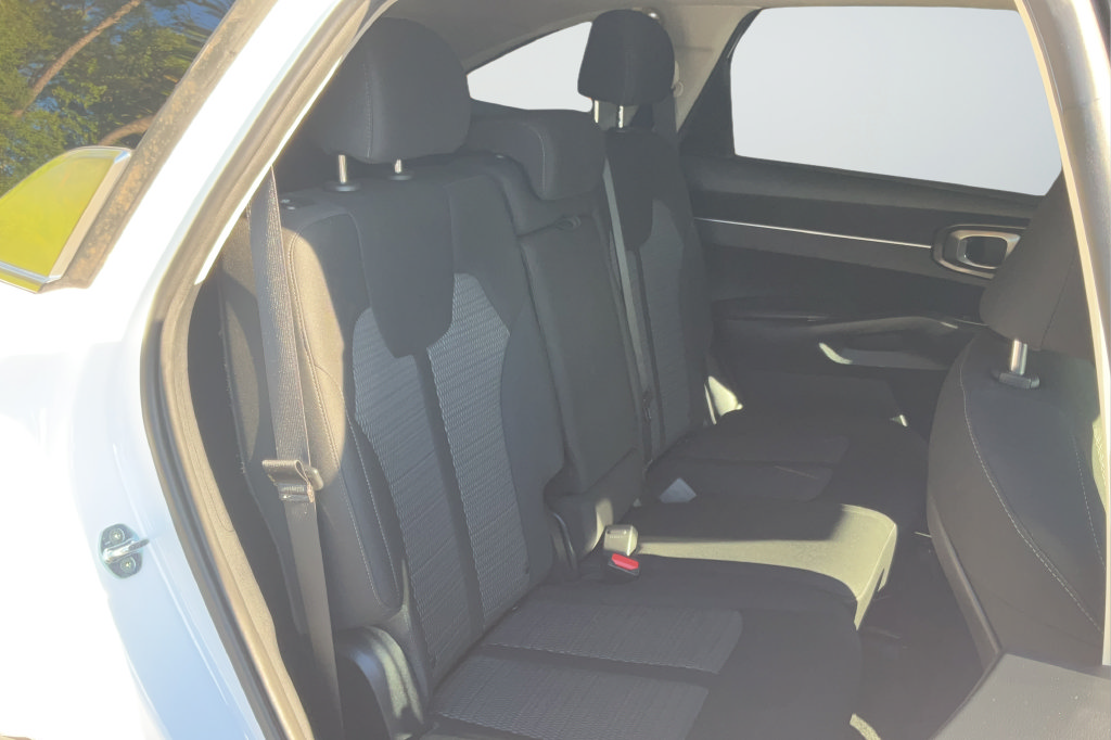 Used 2022 Kia Sorento LX FWD image 20